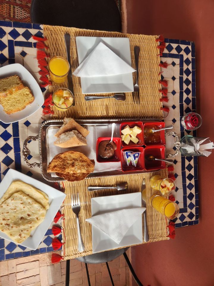 Petit-déjeuner vu du dessus